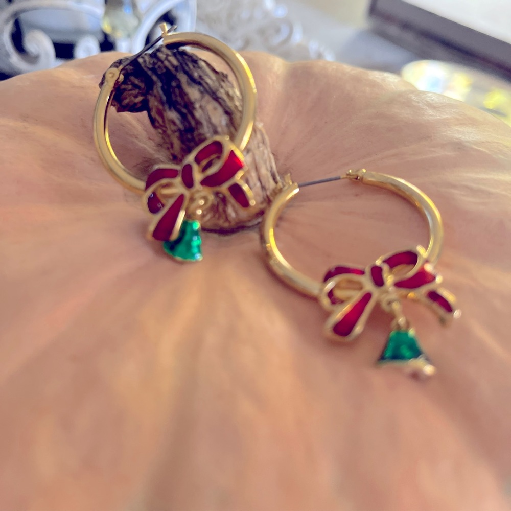 Christmas Hoops🎄